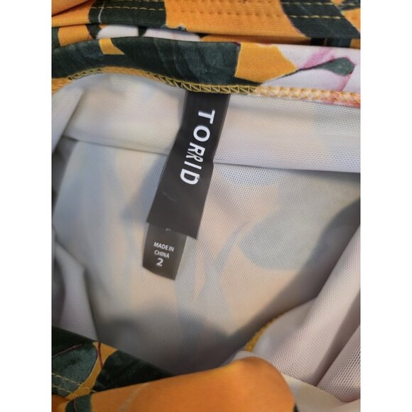 Torrid Women's One Piece Swimsuit Plus Size 2X Yellow Floral Ruffle Swim - Picture 12 of 13